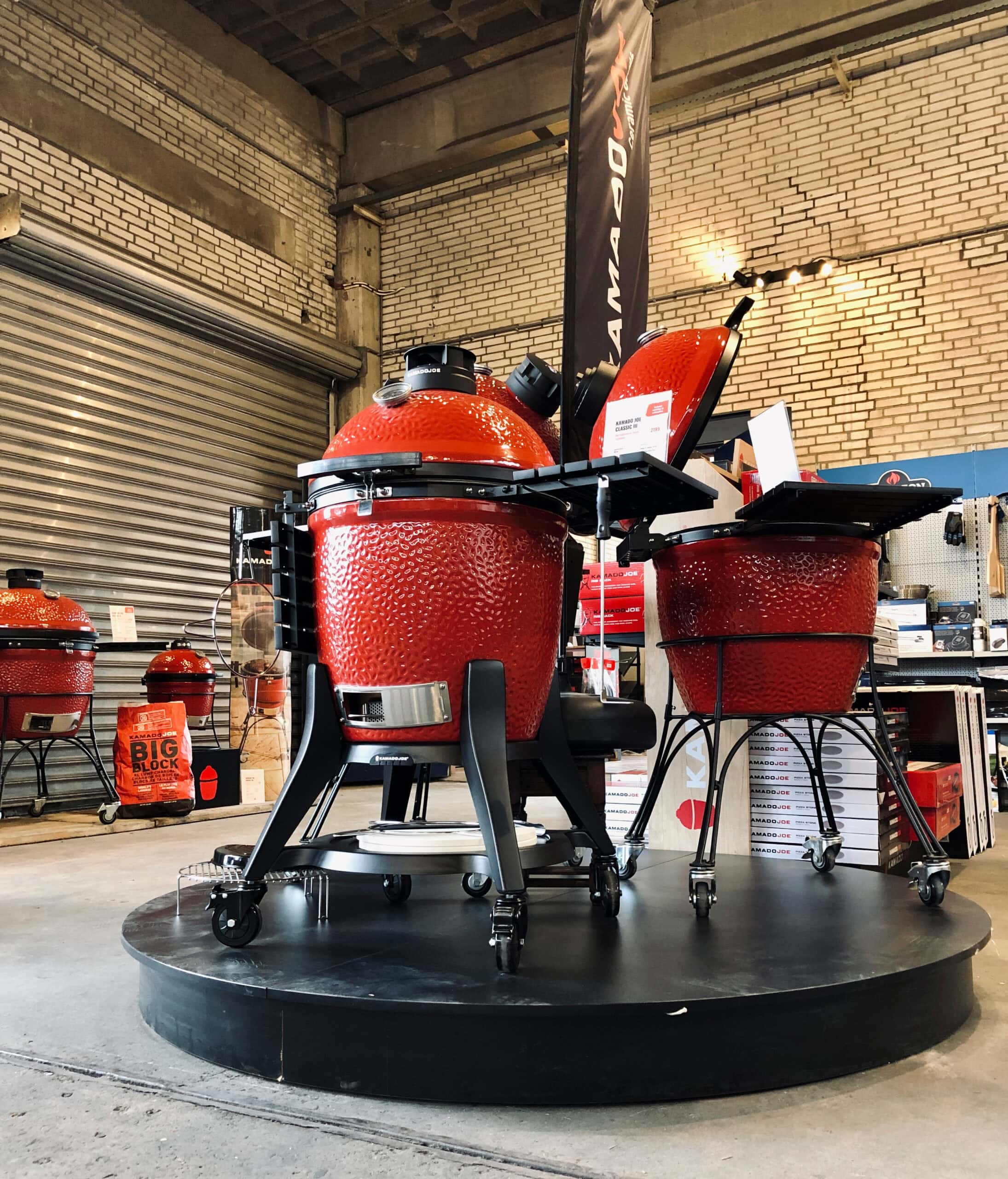 Kamado hotsell joe dealer